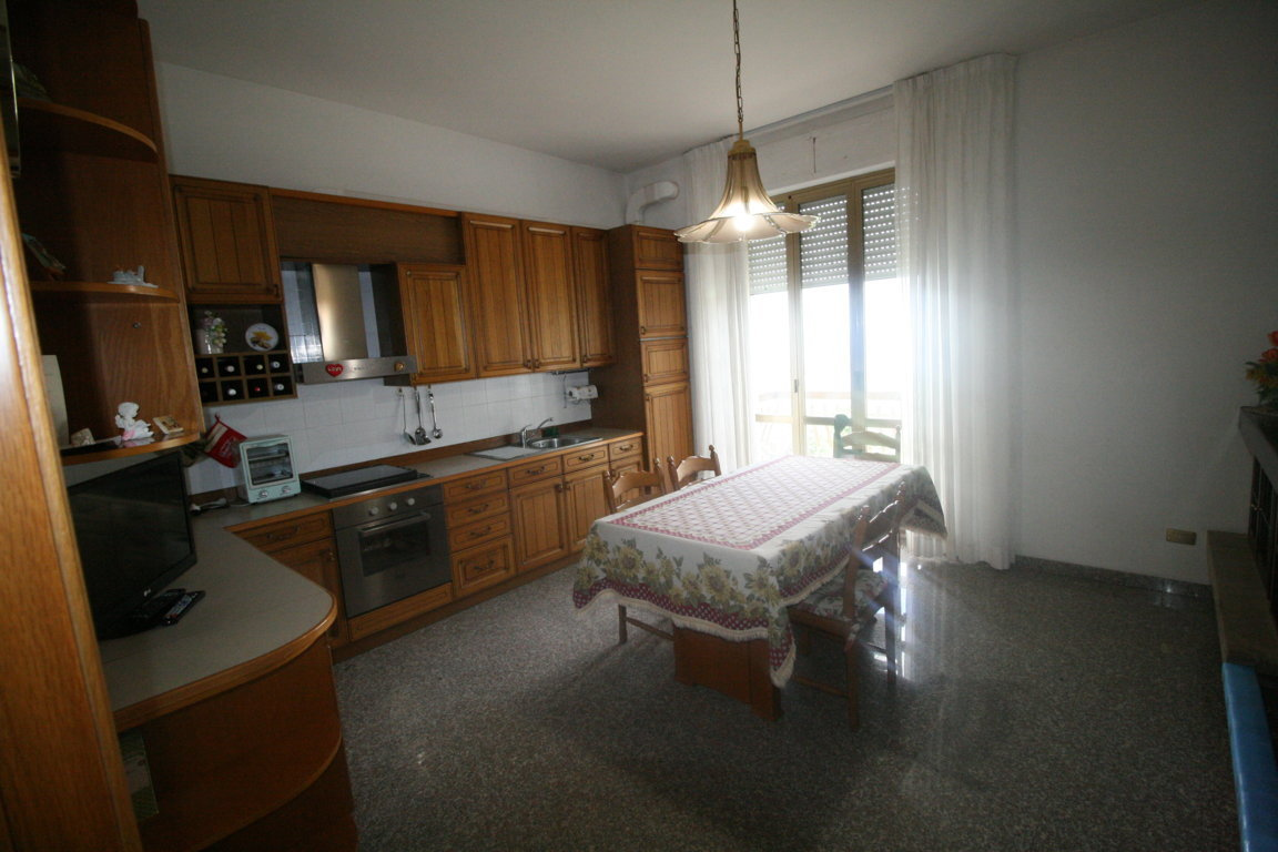 Villa Unifamiliare - Indipendente CAMPOFILONE vendita  Campofilone Centro Storico  Universo Immobiliare