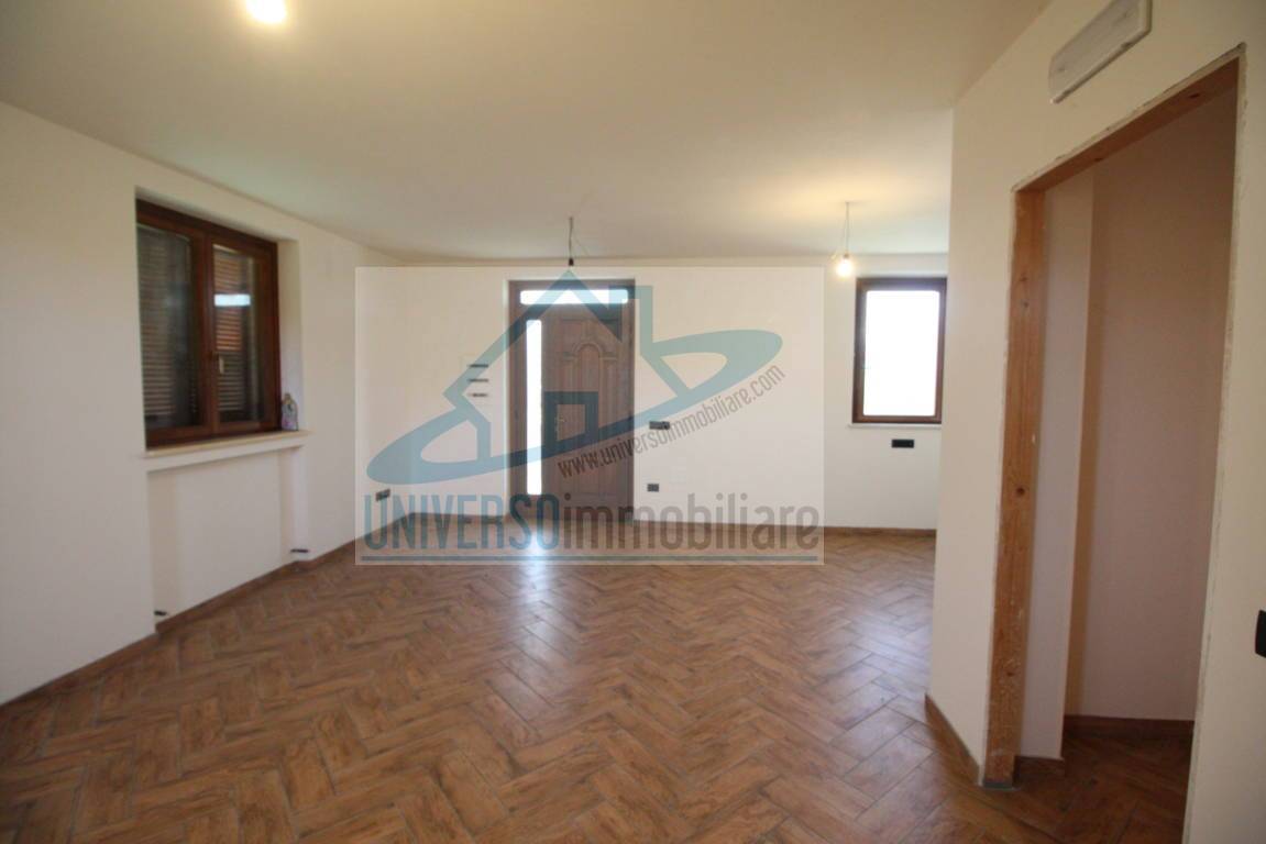 Villa Unifamiliare - Indipendente SPINETOLI vendita  San Pio X  Universo Immobiliare