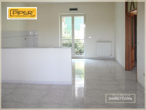 Villa GIUGLIANO IN CAMPANIA vendita  Varcaturo  Piper immobiliare&servizi