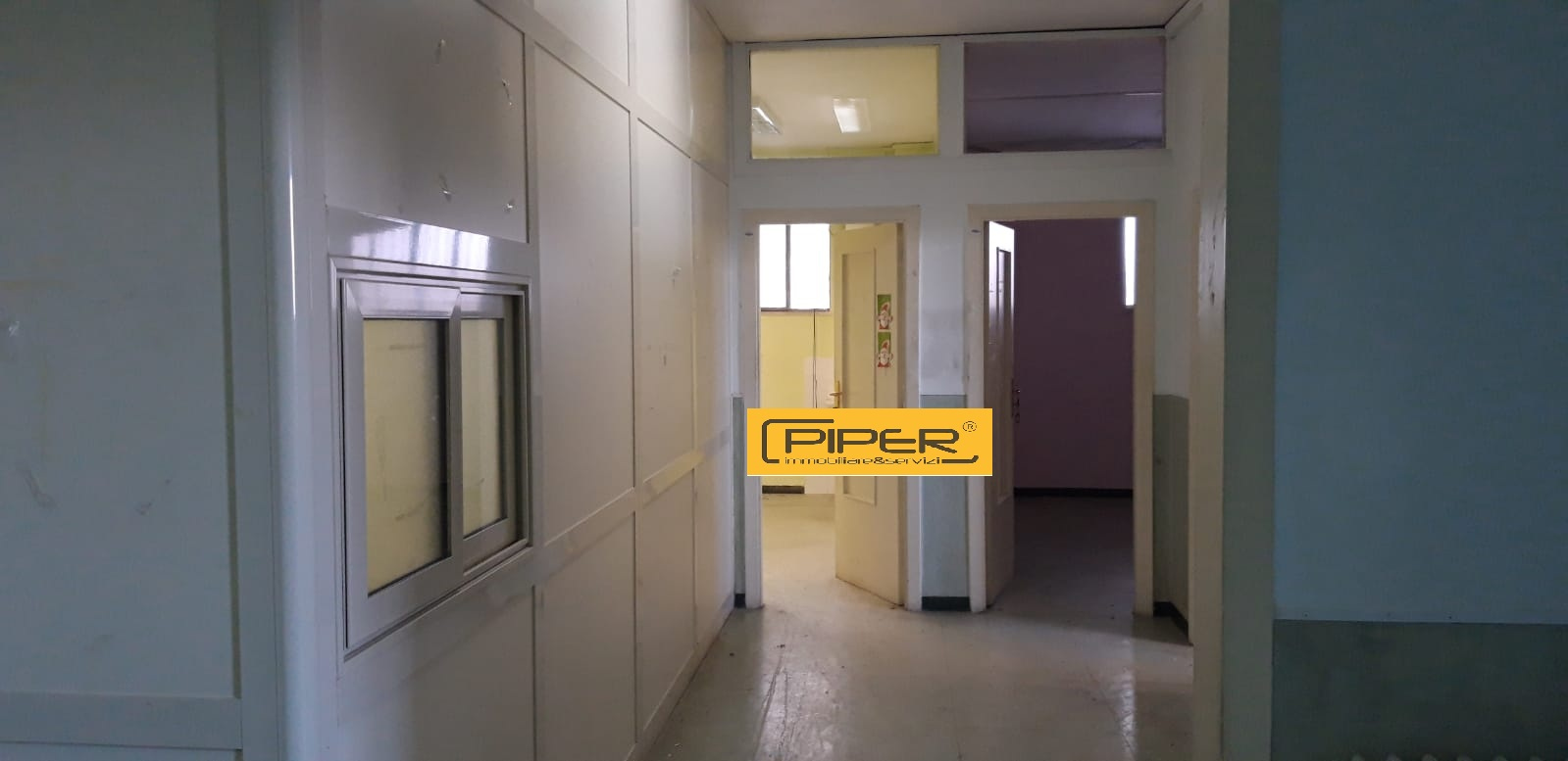 Negozio - Loc.Com. POZZUOLI affitto  Pozzuoli Solfatara  Piper immobiliare&servizi