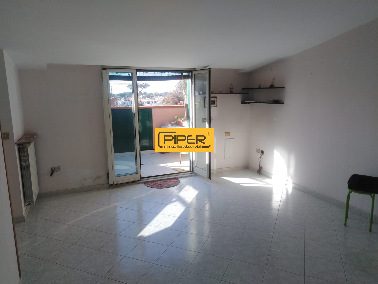 Appartamento GIUGLIANO IN CAMPANIA vendita  Varcaturo  Piper immobiliare&servizi