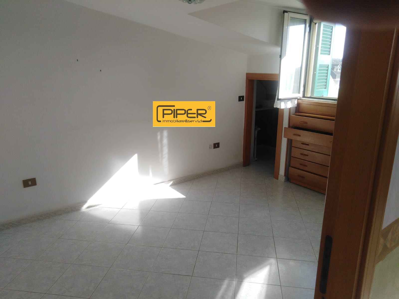 Appartamento GIUGLIANO IN CAMPANIA vendita  Varcaturo  Piper immobiliare&servizi