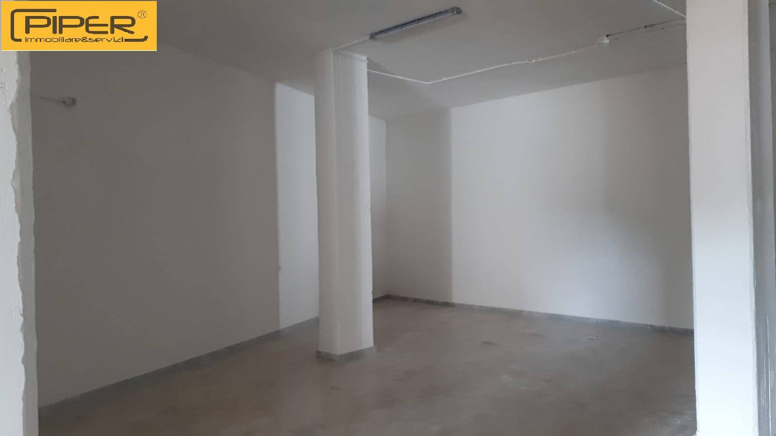  napoli affitto quart: agnano piper-immobiliare&servizi